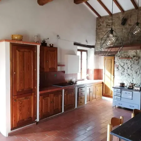 Grosse Wohnung Apartment *